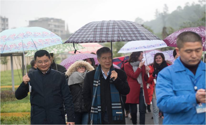 Z6��������ʱ���й������ٷ���վ